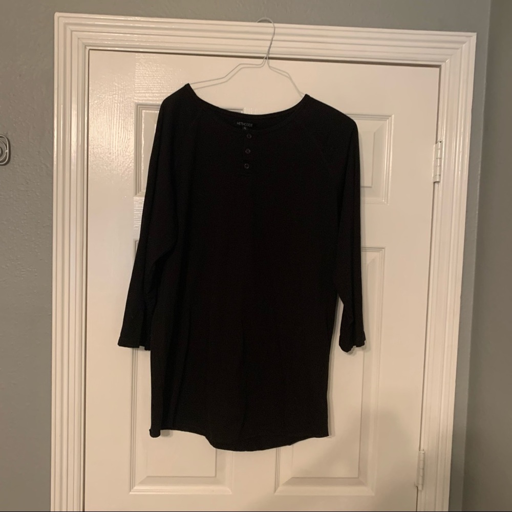 Black shirt